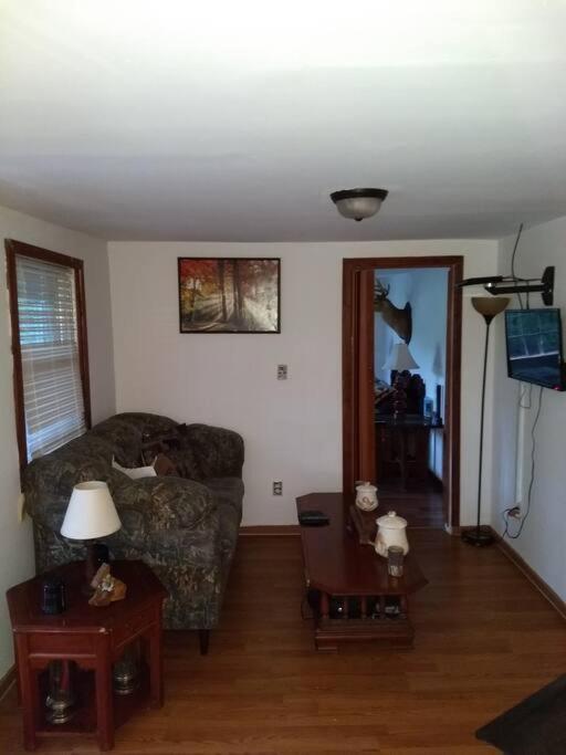 Rustic Quaint Cabin In The Woods--Pets Welcomed Dunnsville Exterior foto